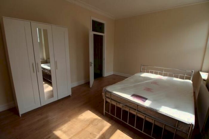 2 Bedroom Flat To Rent In Donald Street, Roath, Cardiff CF24