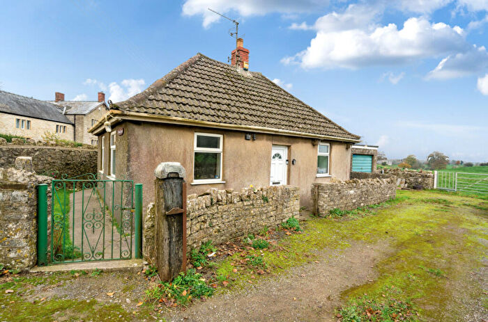 3 Bedroom Bungalow For Sale In Ston Easton, Ston Easton, Radstock, BA3