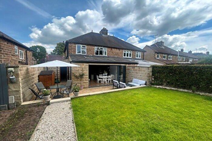 3 Bedroom Semi-Detached House To Rent In Brookside Glen, Chesterfield, S40