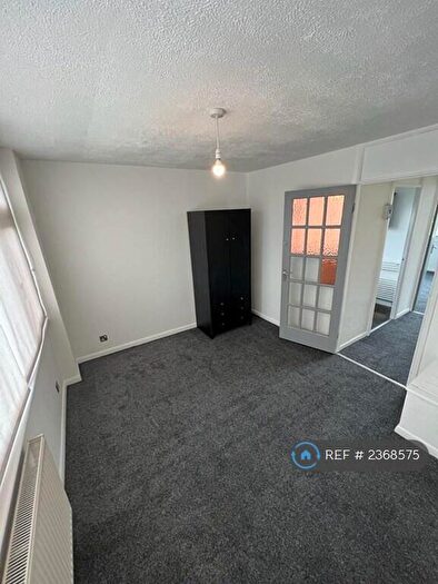 2 Bedroom End Of Terrace House To Rent In Telford Way, Leicester, LE5