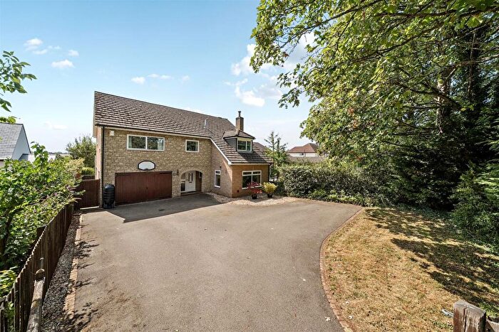 6 Bedroom Detached House For Sale In Bradden Road, Greens Norton, NN12