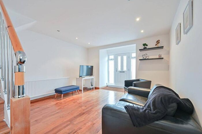 2 Bedroom End Of Terrace House To Rent In Lea Crescent, Ruislip Gardens, Ruislip, HA4