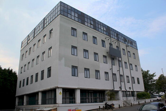 1 Bedroom Apartment To Rent In Oak Court, Brierley Hill, DY5