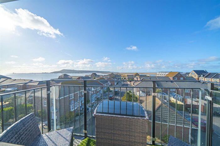 2 Bedroom Flat For Sale In Dowman Place, Wyke Regis, Weymouth, DT4