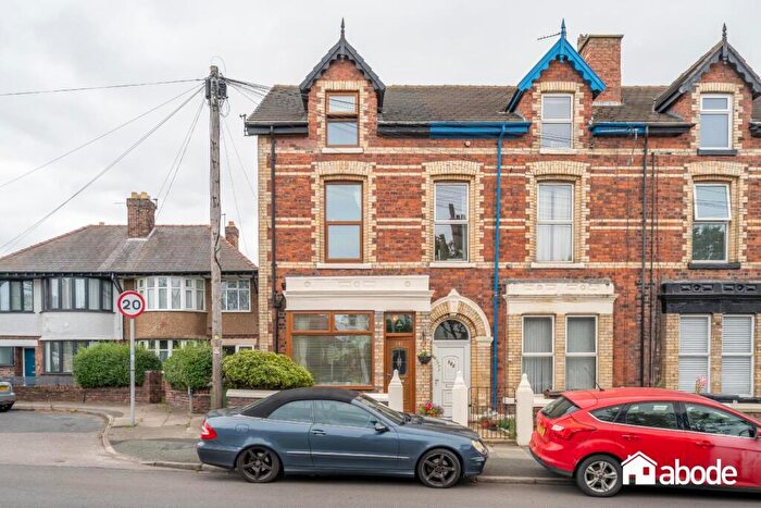 4 Bedroom Town House For Sale In Mersey Road, Crosby, Liverpool, L23