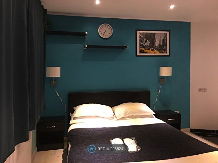 Studio To Rent In Willingsworth Road, Wednesbury, WS10