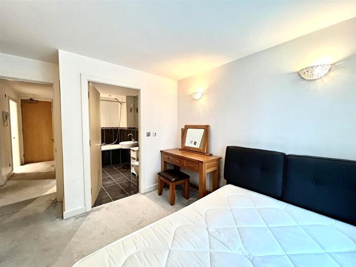 2 Bedroom Apartment To Rent In Riverside Lodge, Palatine Road, Manchester, M20