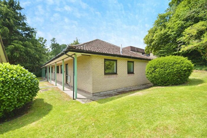 2 Bedroom Bungalow To Rent In High Street, Chesterfield, Old Whittington, S41