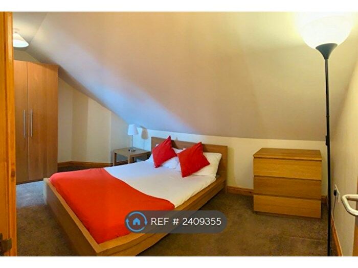 1 Bedroom Flat To Rent In Stanley Grove, Reading, RG1