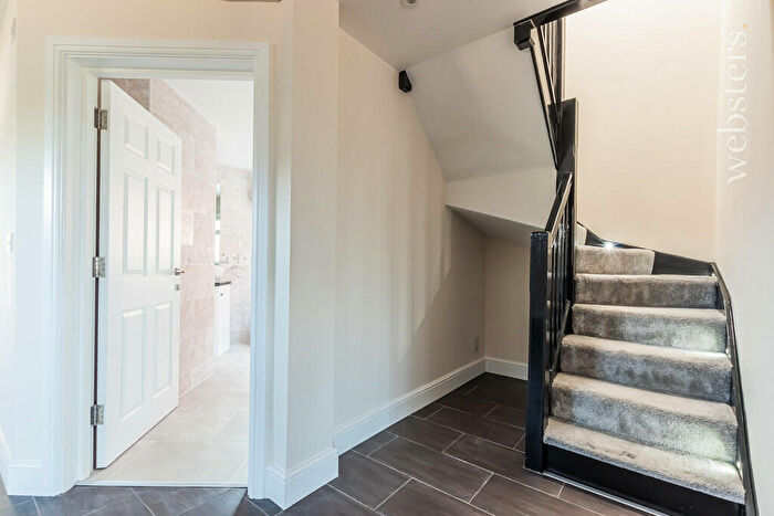 4 Bedroom Detached House For Sale In Grove Avenue, New Costessey, NR5