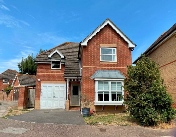 3 Bedroom Detached House To Rent In Lapwing Road, Southsea, Hampshire, PO4
