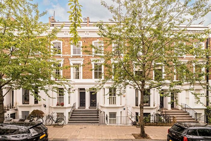 1 Bedroom Flat To Rent In Chesterton Road, North Kensington, W10