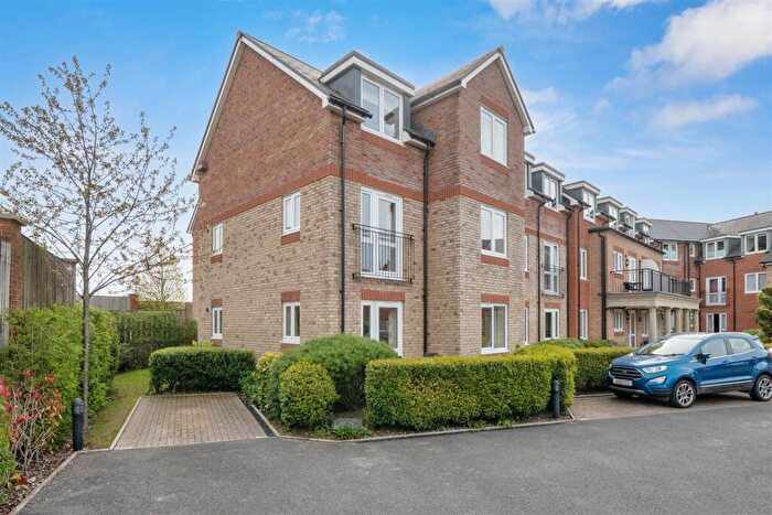 1 Bedroom Retirement Property For Sale In Hardy Lodge, Shaftesbury, Dorset, SP7
