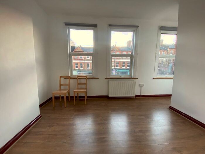 3 Bedroom Maisonette To Rent In Honor Oak Park, London, SE23