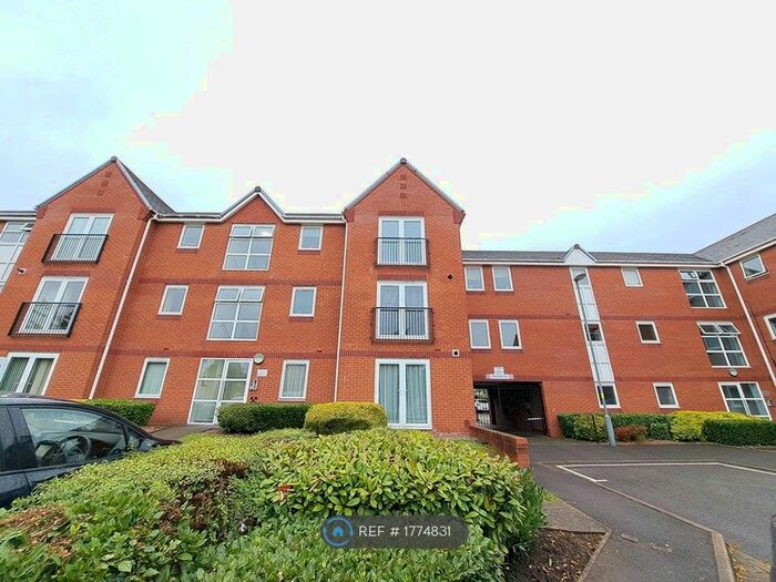 2 Bedroom Flat To Rent In Austin House, Northfield, Birmingham, B31