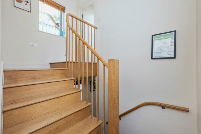 1 Bedroom Apartment For Sale In Liverpool Road, London, N1