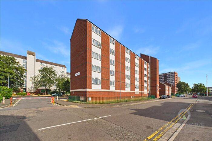 1 Bedroom Flat For Sale In St. Barnabas House, Lower Harding Street, Northampton, Northamptonshire, NN1