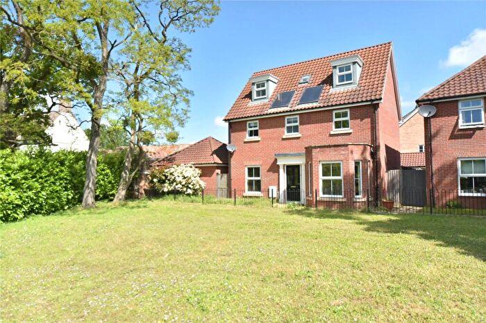 5 Bedroom Detached House To Rent In Dairy Drive, Beck Row, Bury St Edmunds, Suffolk, IP28
