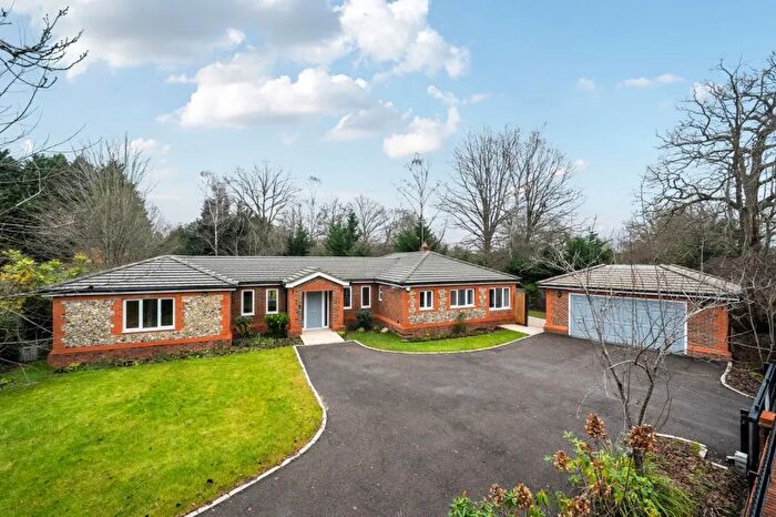 4 Bedroom Detached Bungalow To Rent In Water Lane, South Godstone, Godstone, RH9