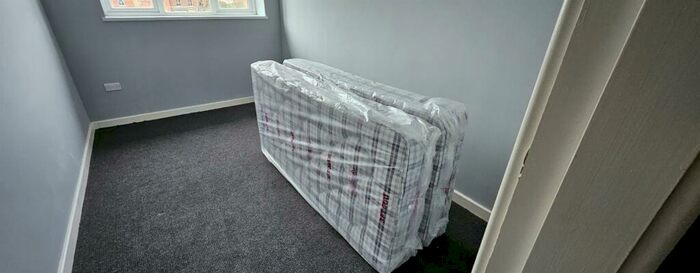 2 Bedroom Apartment To Rent In King Street, Wrexham, LL11