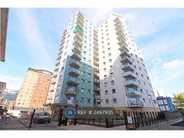 2 Bedroom Flat To Rent In City View, Ilford, IG1