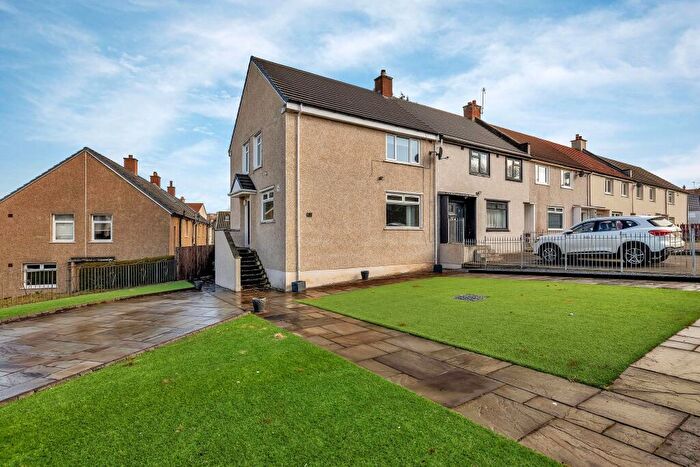 4 Bedroom End Of Terrace House For Sale In Lubas Place, Toryglen, Glasgow, G42