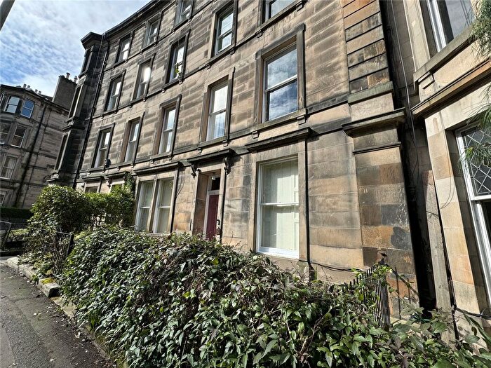 3 Bedroom Flat To Rent In Leven Terrace, Edinburgh, EH3