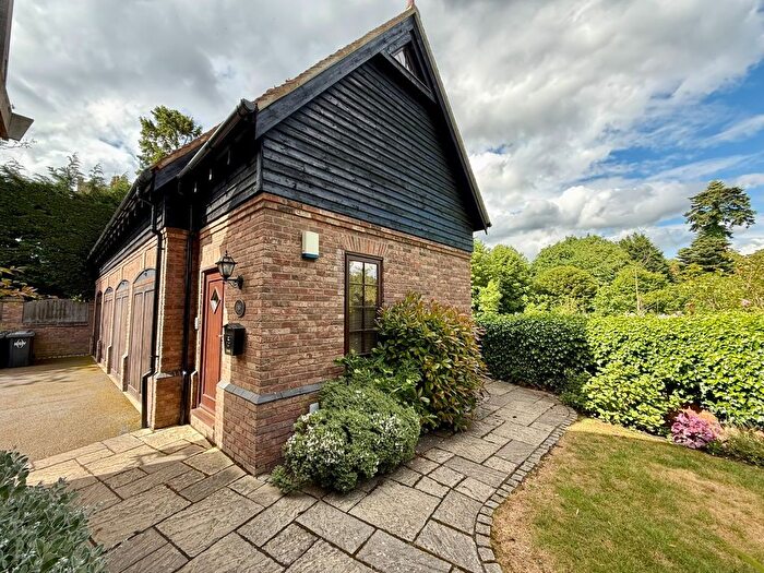 1 Bedroom Mews For Sale In Guys Common, Dunchurch, Nq., CV22