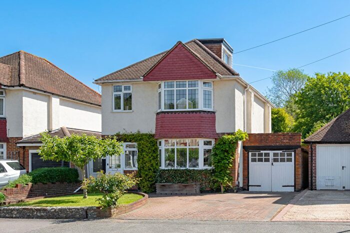 3 Bedroom Detached House For Sale In Coulsdon, Surrey, CR5