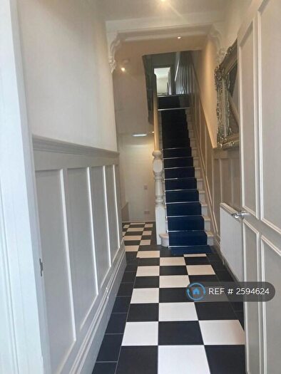 3 Bedroom Flat To Rent In Church Street, Blackpool, FY1