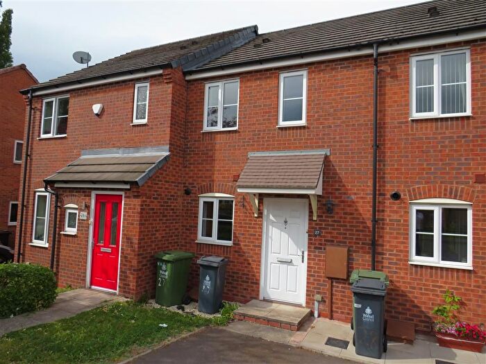 2 Bedroom Terraced House To Rent In Pitchwood Close, Darlaston, Wednesbury, WS10