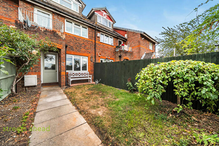 1 Bedroom Apartment For Sale In William Booth Road, London, SE20