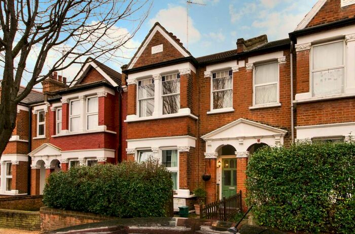 2 Bedroom Flat To Rent In Riffel Road, Willesden Green, London, NW2