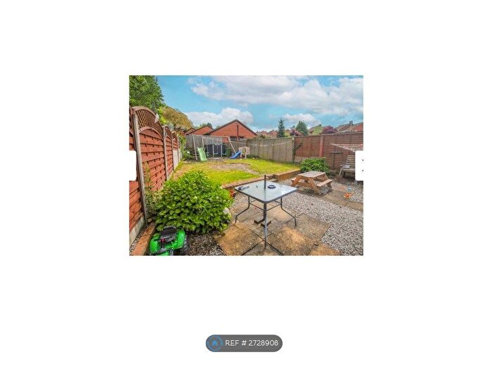 3 Bedroom Semi Detached House To Rent In Woodside Road, Ketley, Telford, TF1