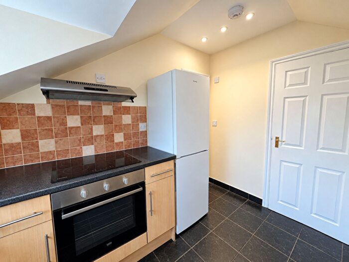 1 Bedroom Flat To Rent In Westby Road, Bournemouth, BH5