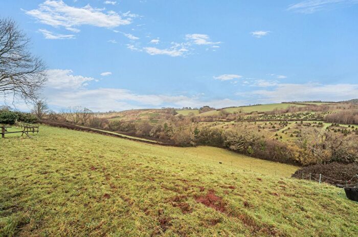 2 Bedroom Flat For Sale In Blagdon Barton, Paignton, Devon, TQ4