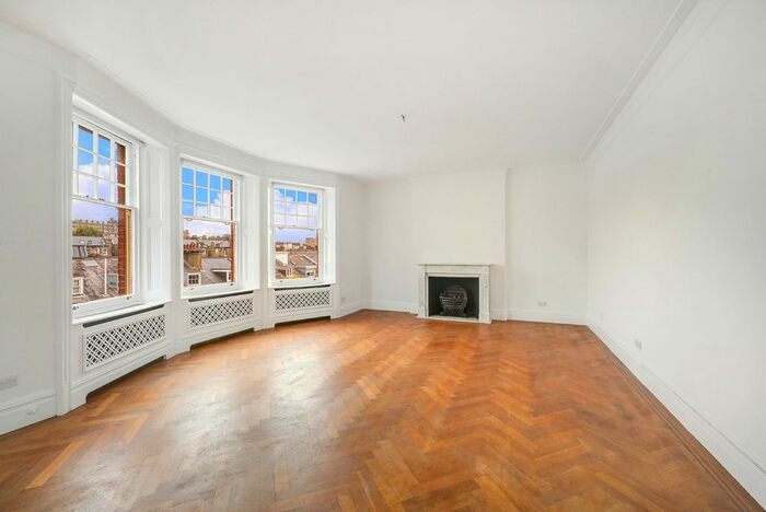 4 Bedroom Flat To Rent In Wynnstay Gardens, London, W8