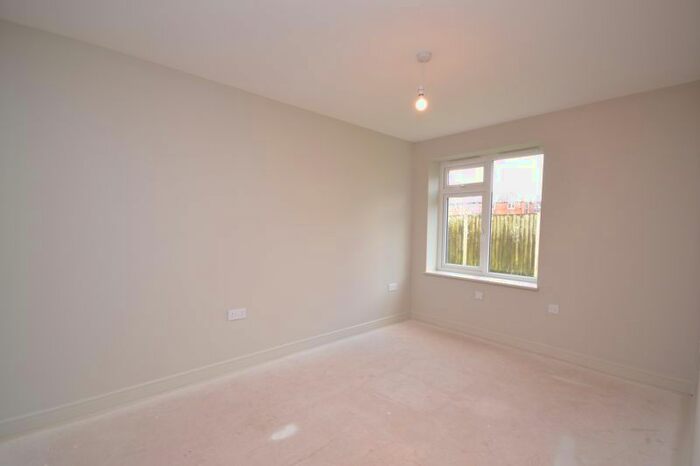 1 Bedroom Flat To Rent In Kings Pitt Mews, Pemberton, WN5