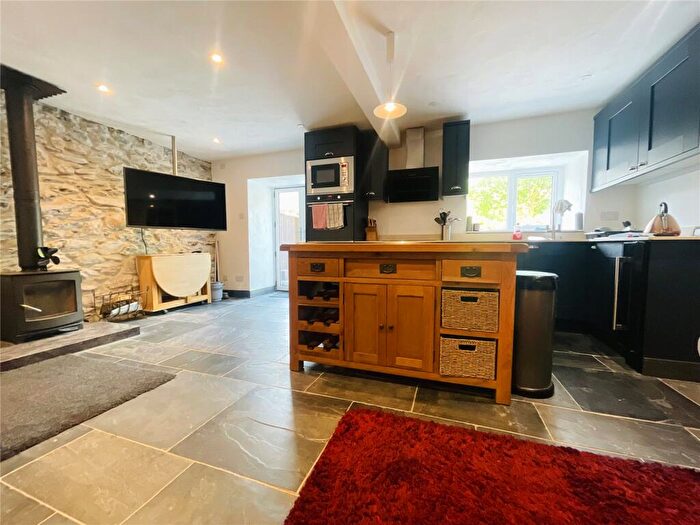 3 Bedroom End Of Terrace House For Sale In Caernarfon Road, Beddgelert, Caernarfon, Gwynedd, LL55