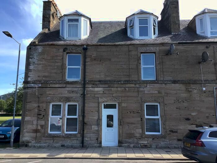 3 Bedroom Flat For Sale In Hall Street, Innerleithen, EH44