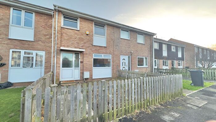 3 Bedroom Terraced House For Sale In Pelican Close, Mead Vale, BS22