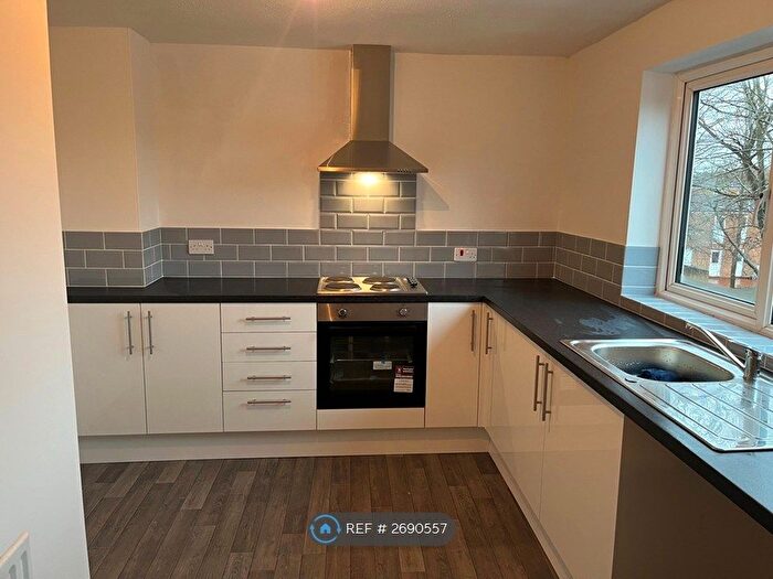 3 Bedroom Flat To Rent In Warkworth Close, Washington, NE38