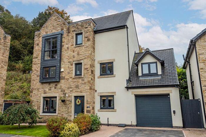 4 Bedroom Detached House For Sale In Mill Fold Way, Ripponden, HX6