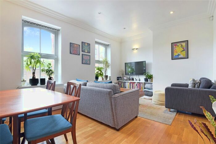 1 Bedroom Flat To Rent In Eastway, Hackney, London, E9