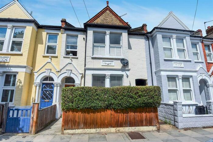 1 Bedroom Flat To Rent In Strathville Road, London, SW18