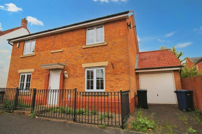 4 Bedroom Detached House To Rent In Chipchase Mews, Great Park, Newcastle Upon Tyne, Newcastle Upon Tyne, NE3