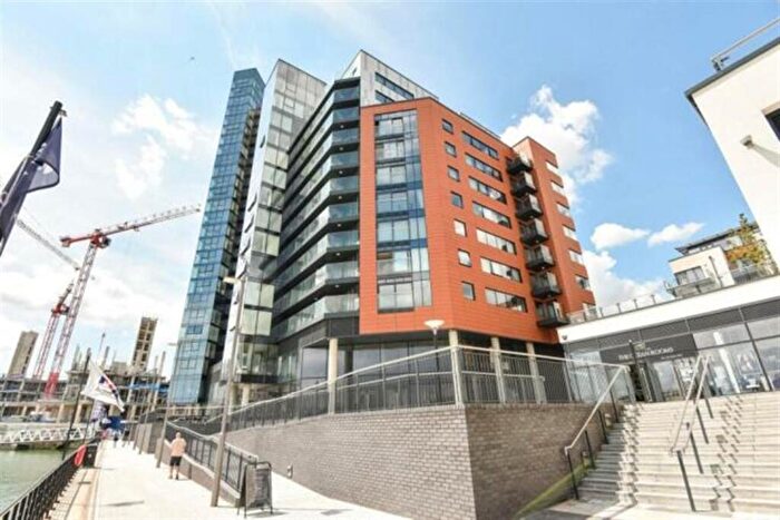 2 Bedroom Flat To Rent In The Hawkins Tower, Ocean Way, SO14