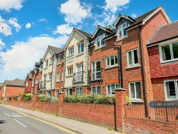 1 Bedroom Flat To Rent In Caterham Lodge, Caterham, CR3