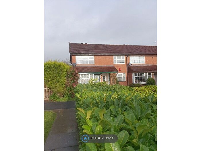 2 Bedroom Maisonette To Rent In Apsley Croft, Birmingham, B38