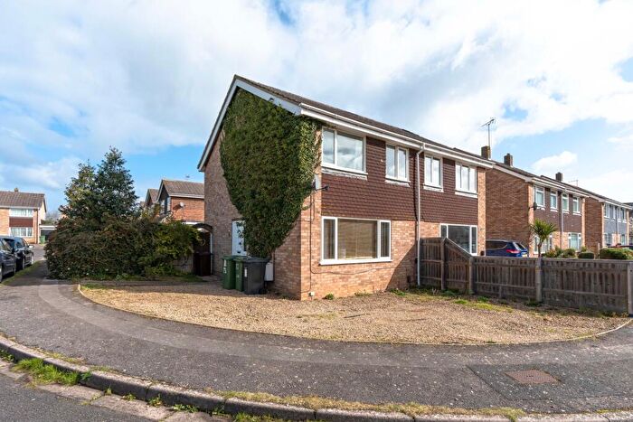3 Bedroom Semi-Detached House For Sale In Hamble Drive, Abingdon, OX14